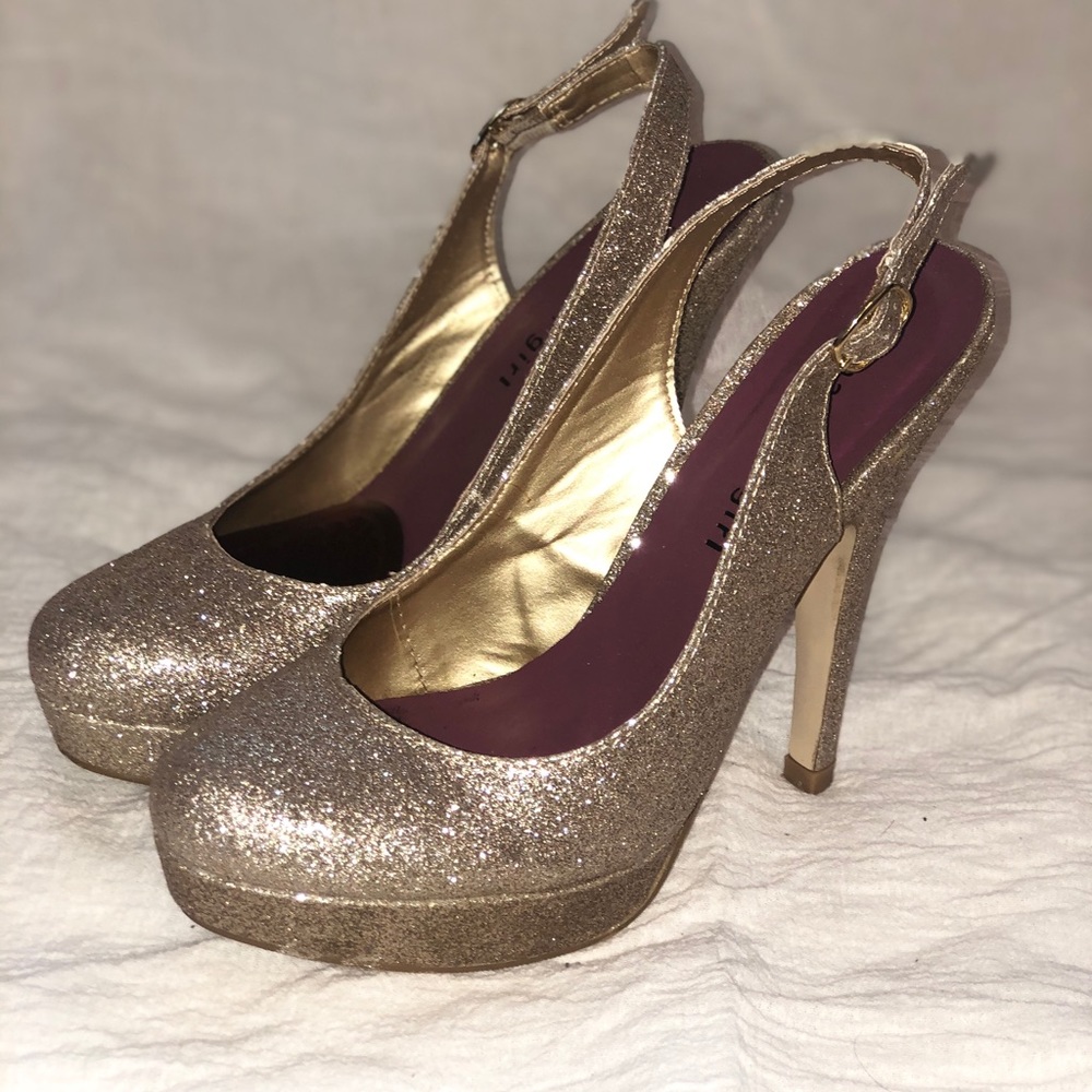 Good Glitter Pumps
